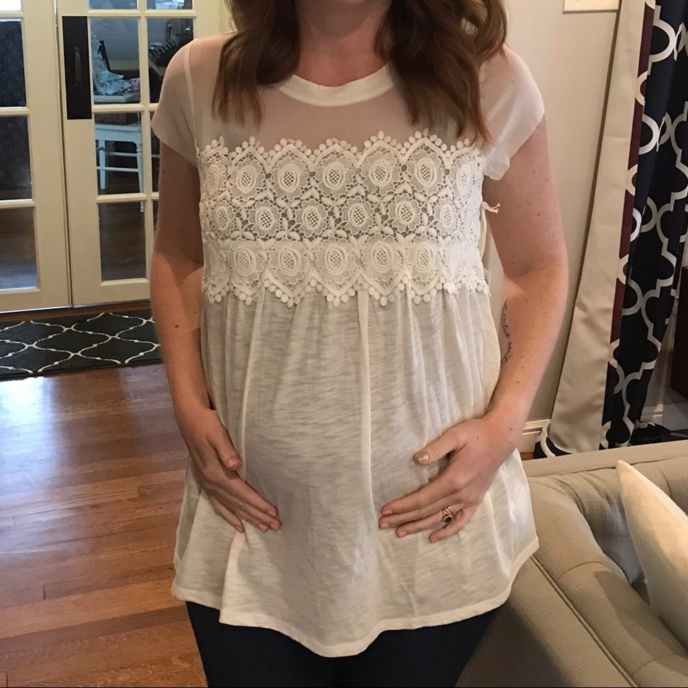 Jessica Simpson Maternity Blouse Lace Sz. M
